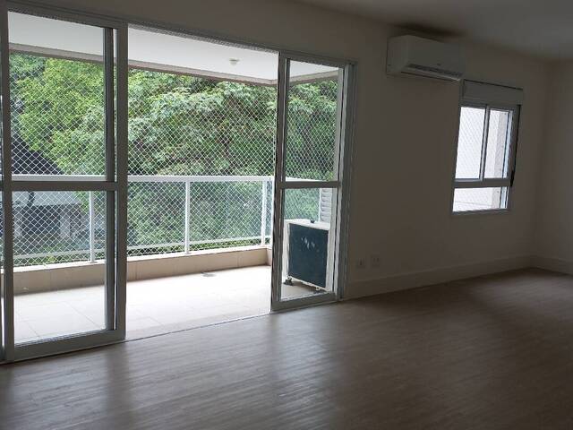 #318 - Apartamento para Venda em São Paulo - SP