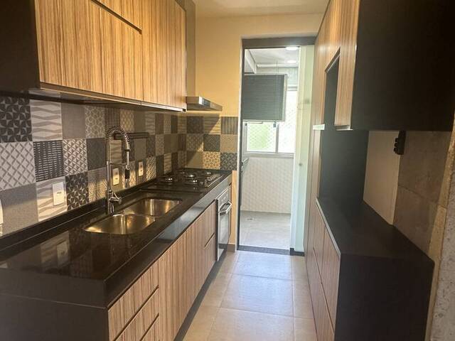 #676 - Apartamento para Venda em São Paulo - SP